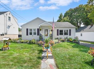 462 S Curtis St, Meriden, CT 06450