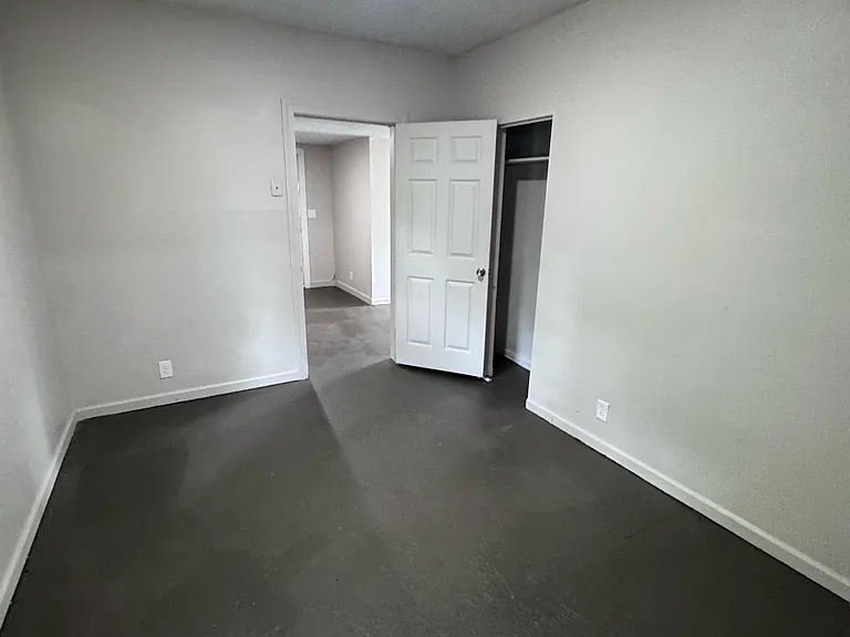 632 Taggart Ave — Photo 13