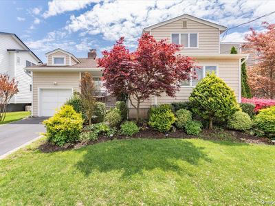821 Napoleon Street, Woodmere, NY, 11598