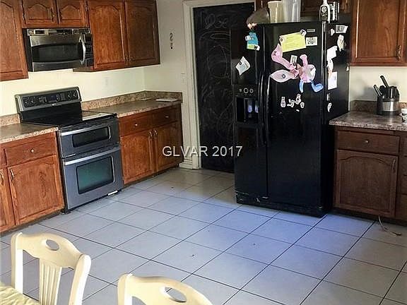 4th image of 3209 W Oakey Blvd