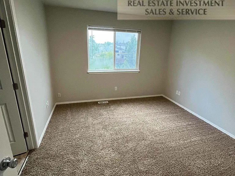 14335 Shenandoah St — Photo 19