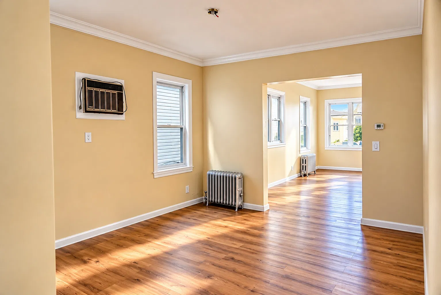 3 bed, $3,000 — Photo 1