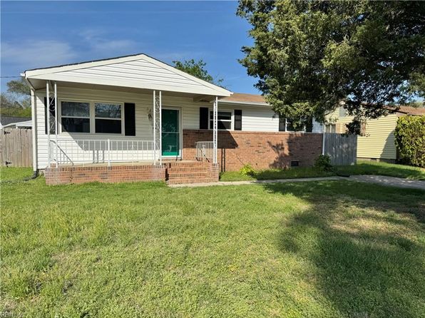 22 Juanita Dr, Hampton, VA 23666