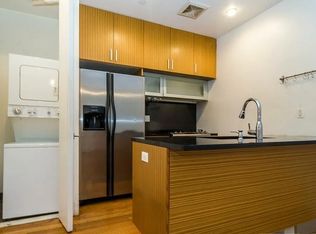 161 Meserole St #3C, Brooklyn, NY 11206
