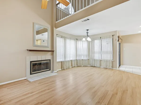 505 Ranch Trl APT 107, Irving, TX 75063