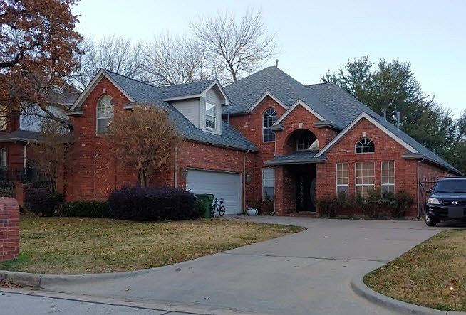 2nd image of 6101 Honeytree Dr