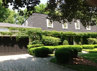 2520 Partridge Ln, Northbrook, IL 60062