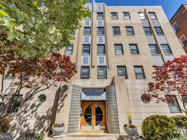 1727 R St NW APT 402, Washington, DC 20009