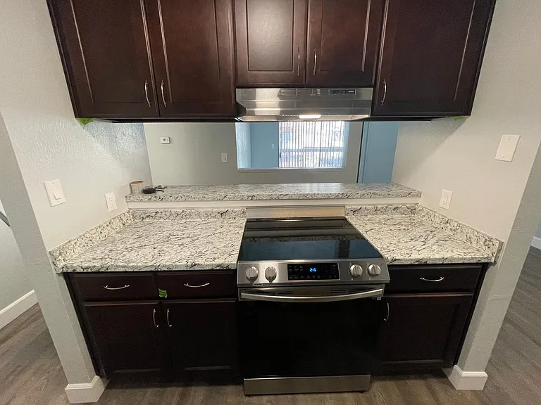 1000 Beck St #273 — Photo 23