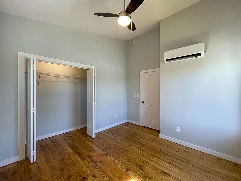 2 bed, 1.5 bath, 1128 sqft, $1,750 — Photo 4