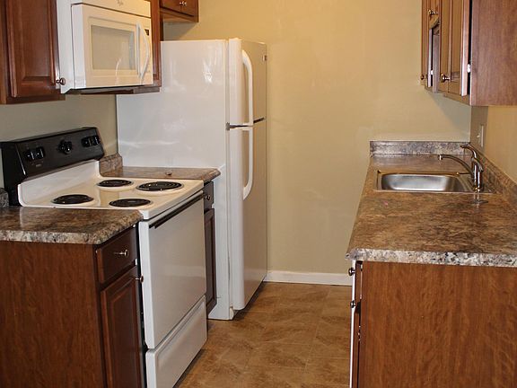 2nd image of 23210 Huron River Dr APT 18