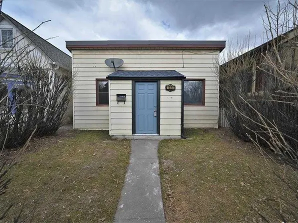 1024 S 18th Ave SE, Calgary, AB T2G 1L6