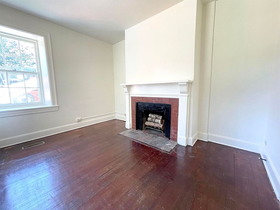 2 Lewis Mountain Pkwy, Charlottesville, VA 22903 Zillow