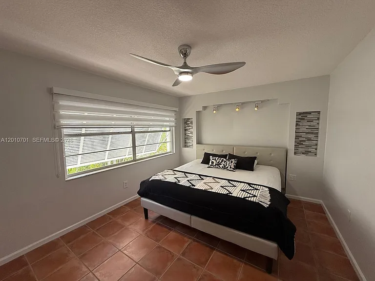 6524 SW 114th Ave #6524 — Photo 12