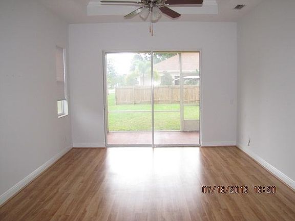 3rd image of 1153 SE Airoso Boulevard