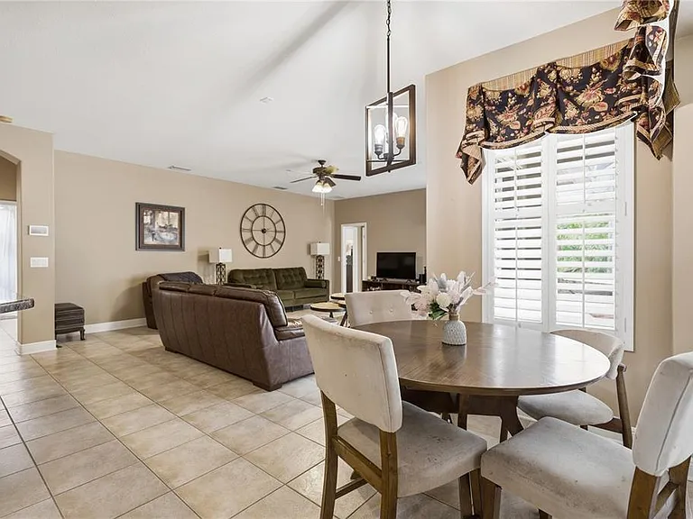 10266 Estuary Dr — Photo 14