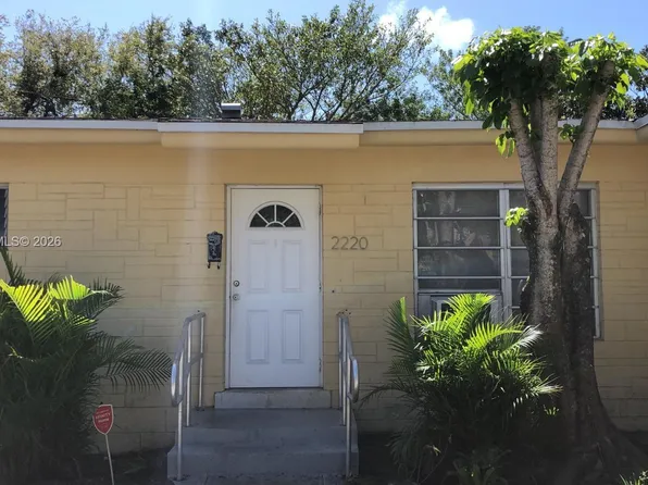 2210 NE 170th St #2220, North Miami Beach, FL 33160