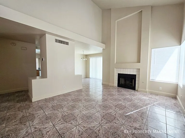 4541 Fireside Ln — Photo 2
