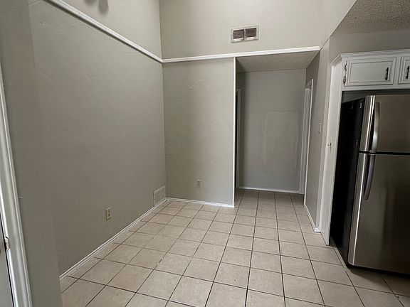 2nd image of 5618 Brownfield Dr #C