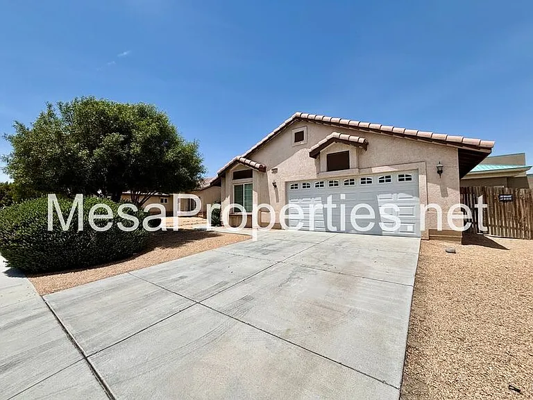 16000 Elkins St — Photo 2