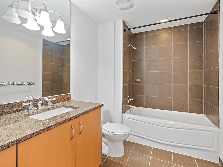 300 S Biscayne Blvd #T-3010 — Photo 12