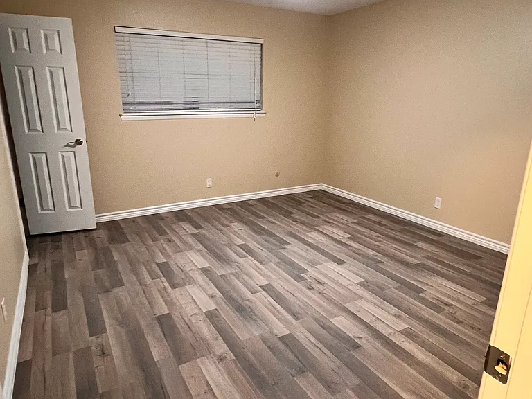 27803 Calvert Rd — Photo 19