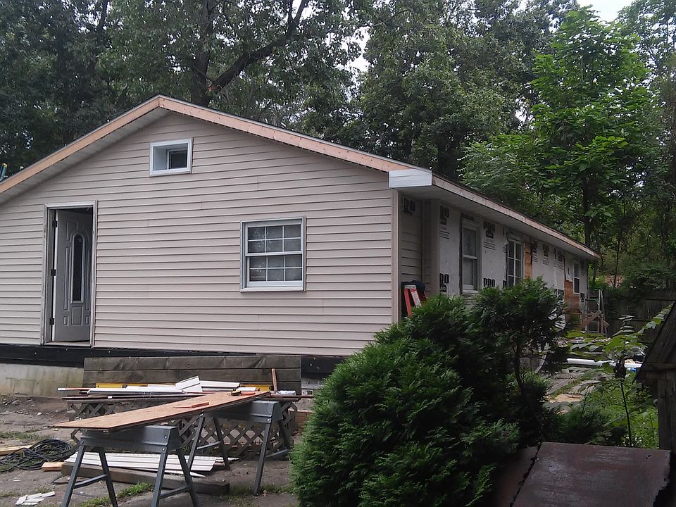2nd image of 7401 W 141st Pl
