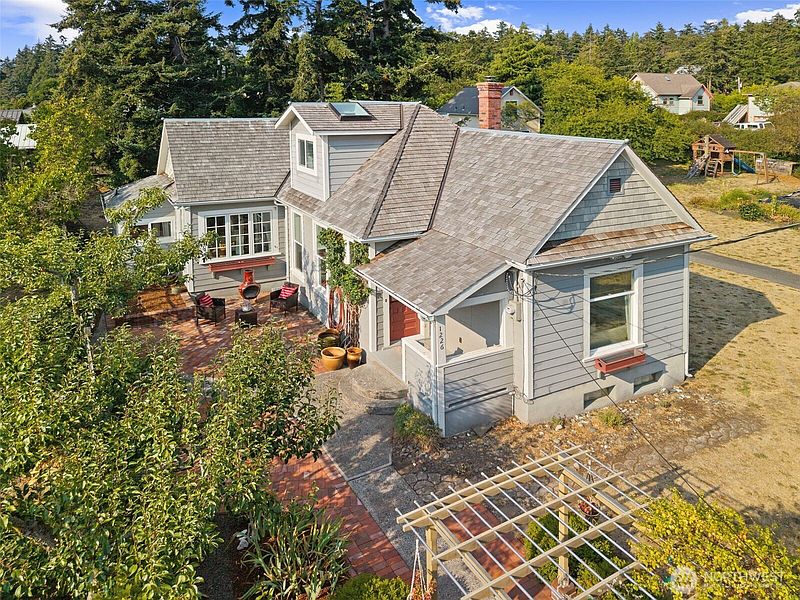 2nd image of 1226 Milo Street