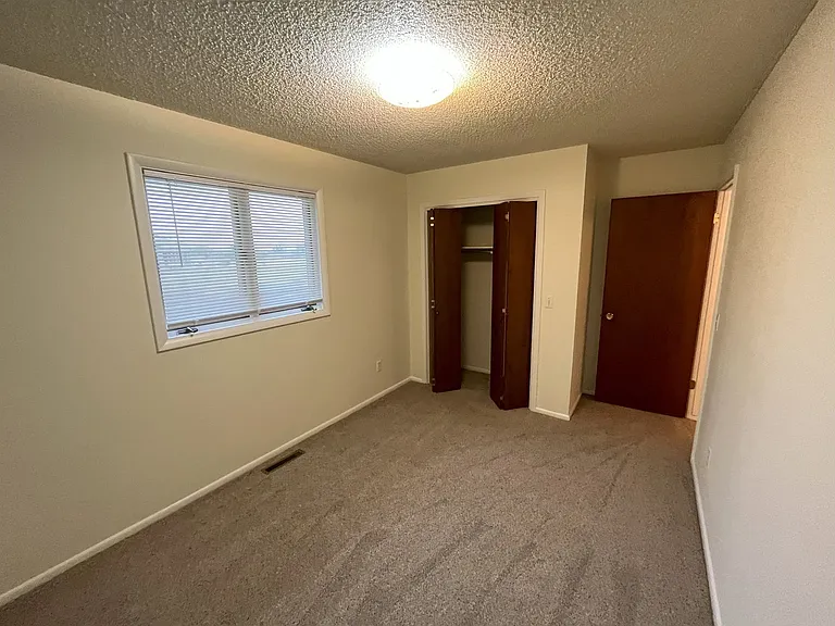 16 & 18 Hilltop Rd — Photo 17
