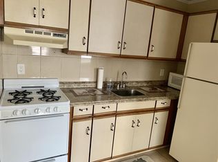 77 Colgate St APT 3, Jersey City, NJ 07302