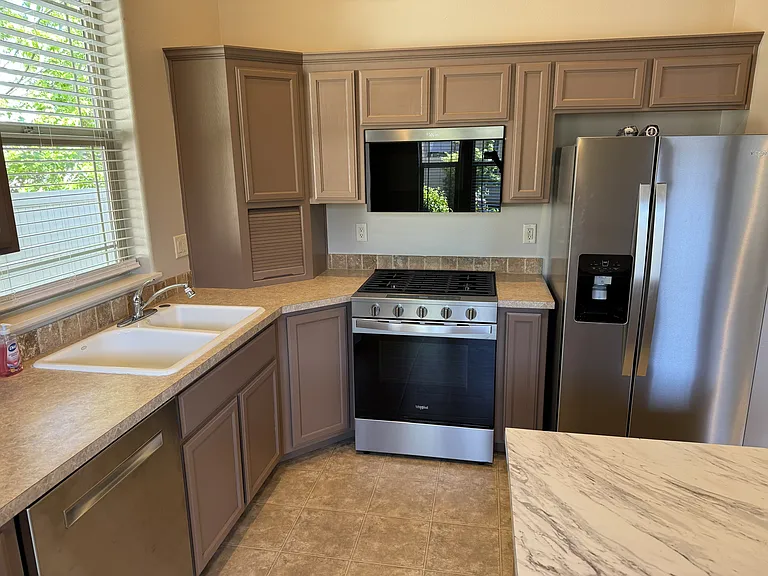 2350 NE Mary Rose Pl #2 — Photo 20
