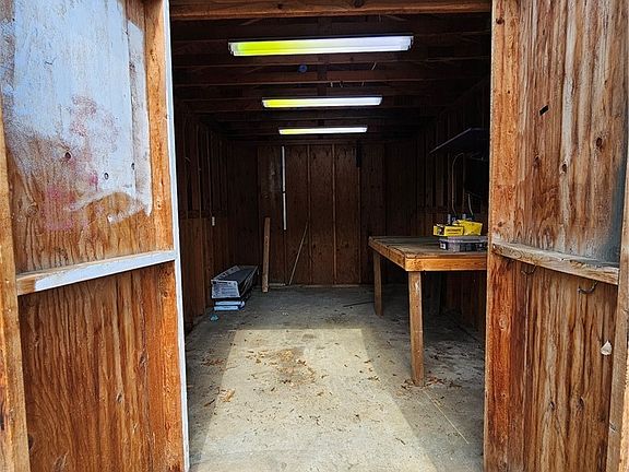 5th image of 4824 Vestry Rd