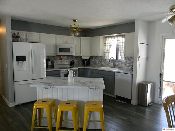 2nd image of 14904 Josephine St