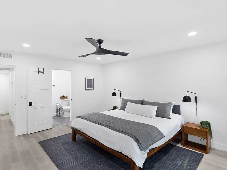 7207 N Via De Paesia — Photo 14
