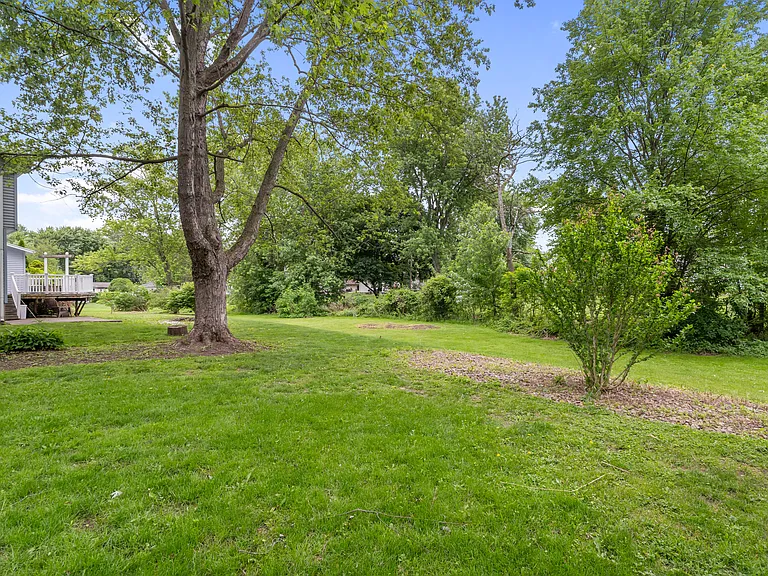 20 Paddington Dr — Photo 48