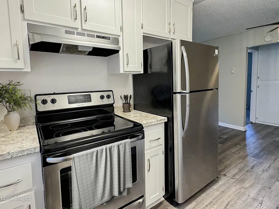 1x1 Kitchen