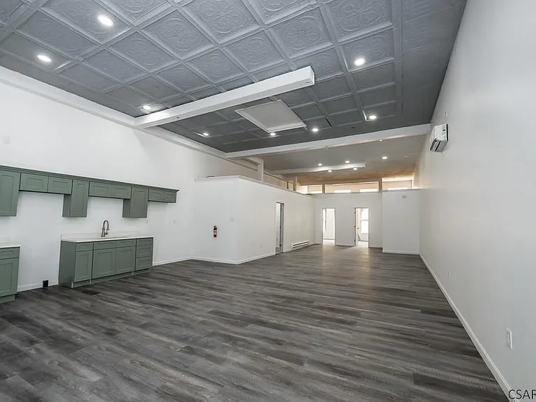215 Franklin St #301 — Photo 3