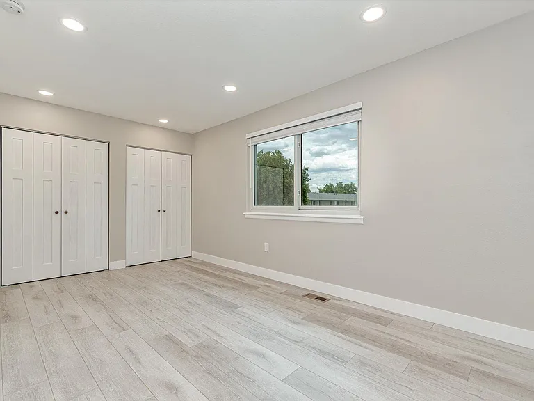 8720 Carr Loop — Photo 17