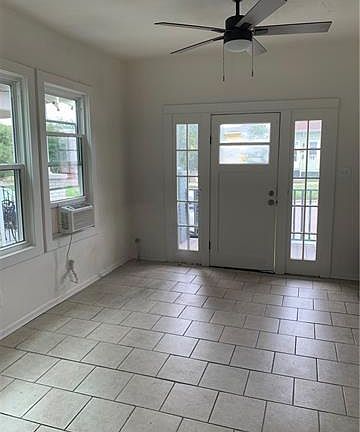 2nd image of 3102 Orleans Ave