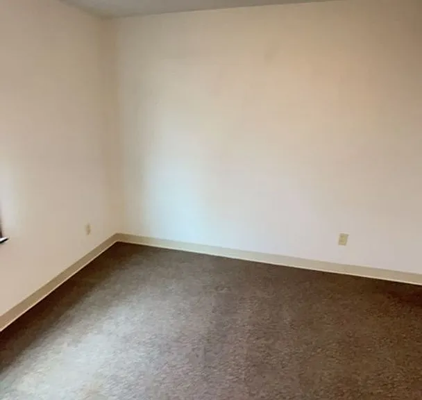 614 Maple St — Photo 6