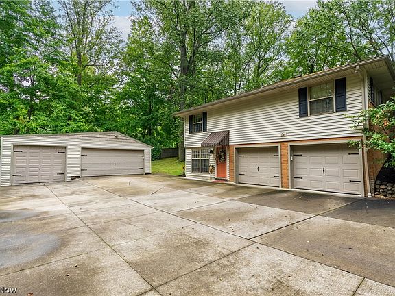 2nd image of 546 Swank Dr