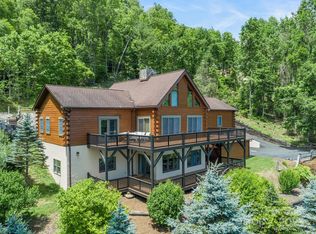 210 Miners Ridge Dr, Burnsville, NC 28714
