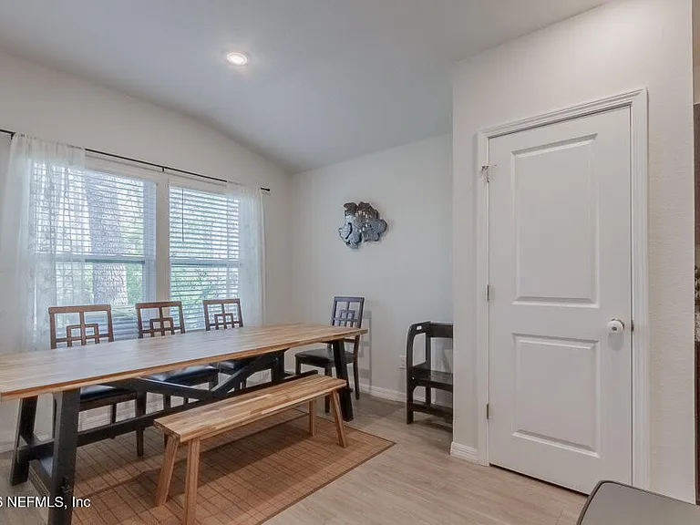5542 Ortega Bluff Ln — Photo 13