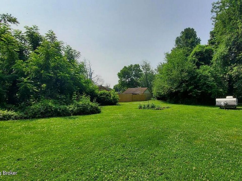 2nd image of 3408 Farnsley Rd