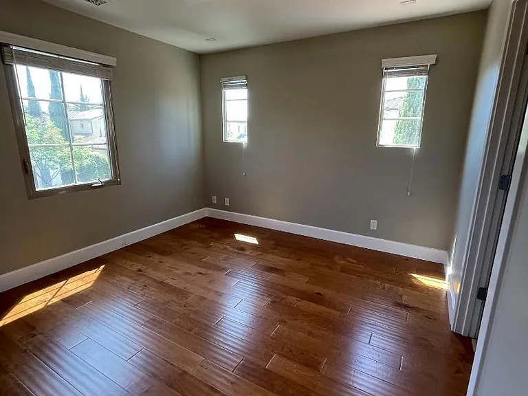 1378 Dahlia Loop — Photo 12