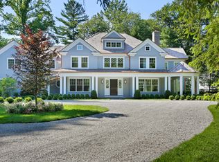 8 Buckthorne Ln, Greenwich, CT 06830