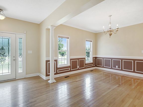 5th image of 21 Canyon Ct