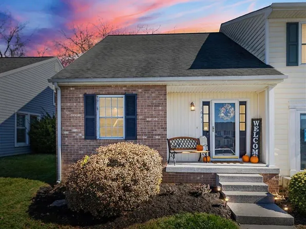 1641 York Dr NW, Christiansburg, VA 24073