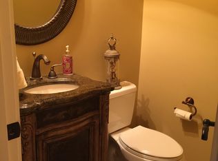 1233 Links Ln, Mayfield, KY 42066