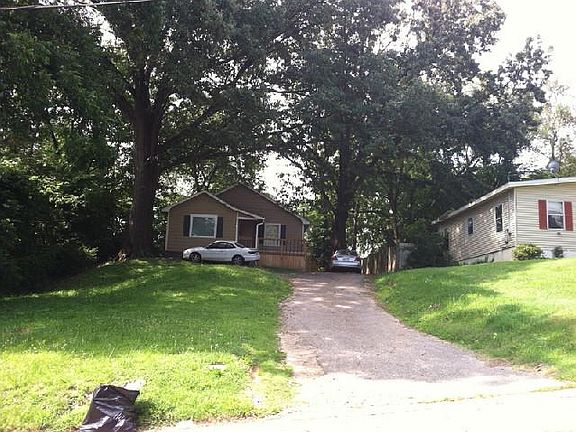 2nd image of 1001 Wheeler St